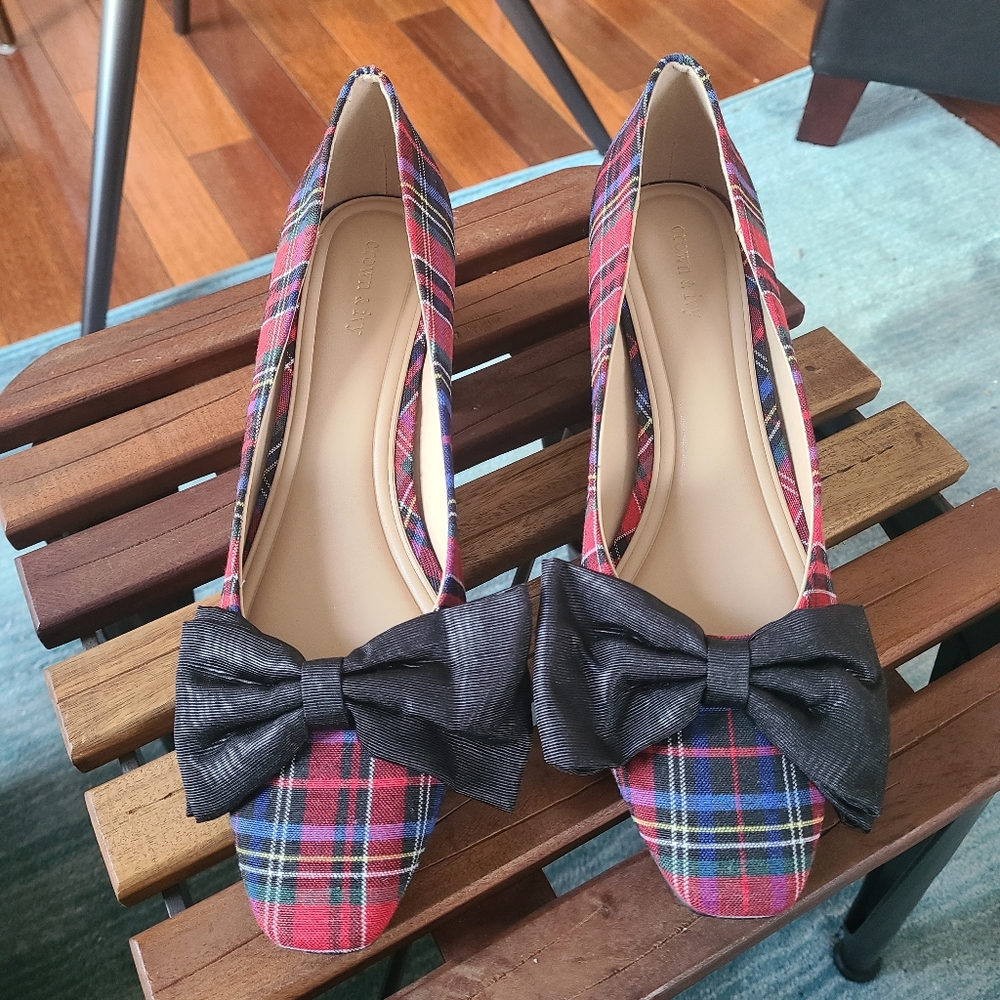 Crown and Ivy Shoes